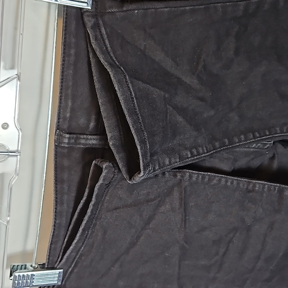 Women's Size 4 St. John's Bay Black Straight Leg Jeans T2 - Picture 6 of 6